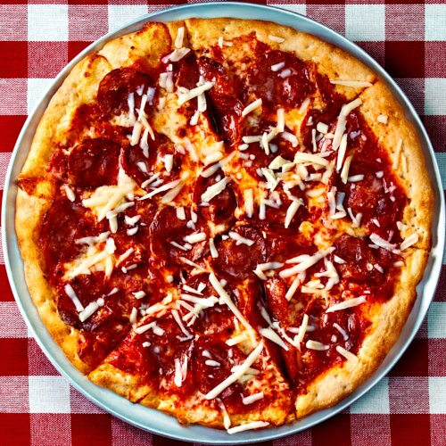 Photo of Hot Honey & Salami Pizza on Gluten-Free Crust from Alanza Pizza